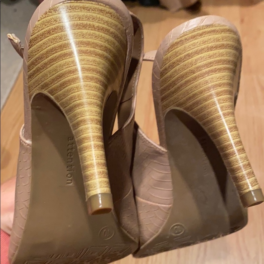 High heel - Picture 2 of 4